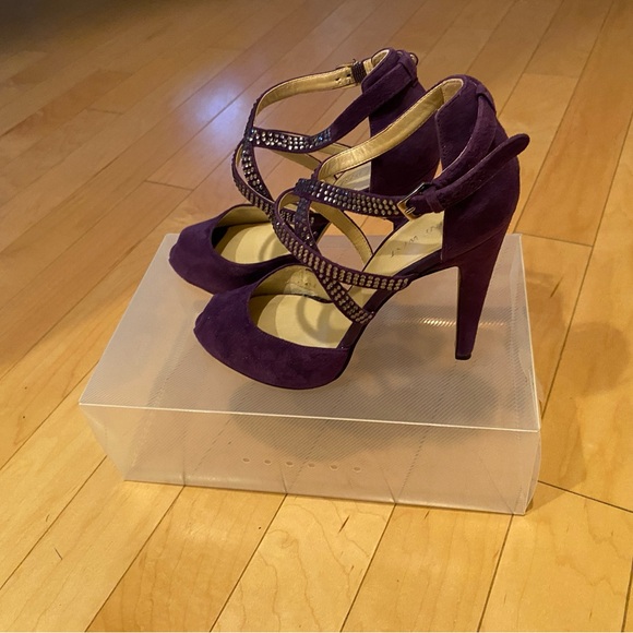 Nine West Purple Suede Strappy Heels - Picture 1 of 9